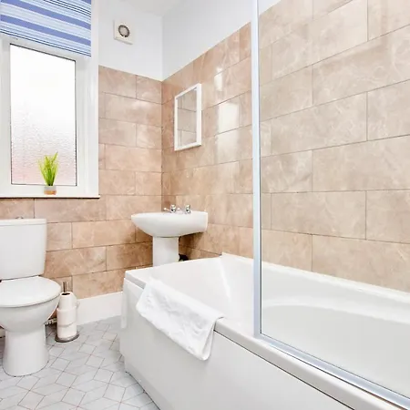Ecclesburn House By Lavender Stays Apartment Leeds (West Yorkshire)